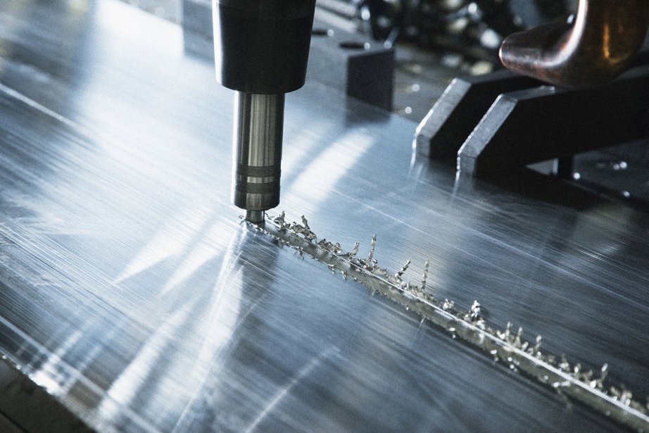 Machining aluminium plate