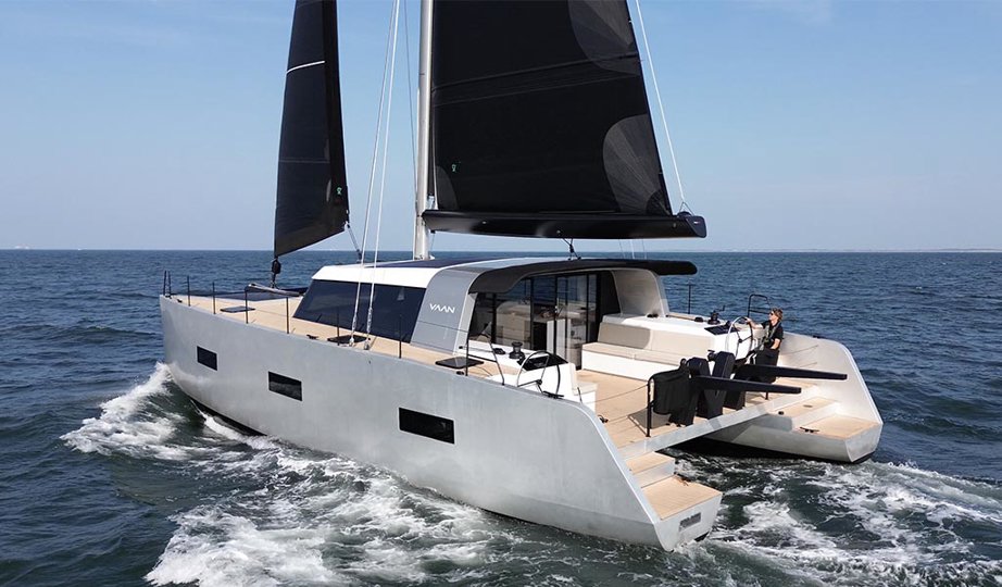 Aluminium meets the requirements we set for material choices in terms of cost, aesthetics, and strength.